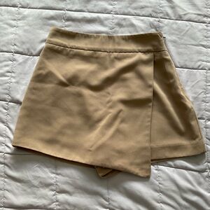 Forever 21 Tan Skort